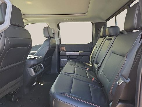 Used 2024 Ford F250 Lariat w/ Chrome Package image 7