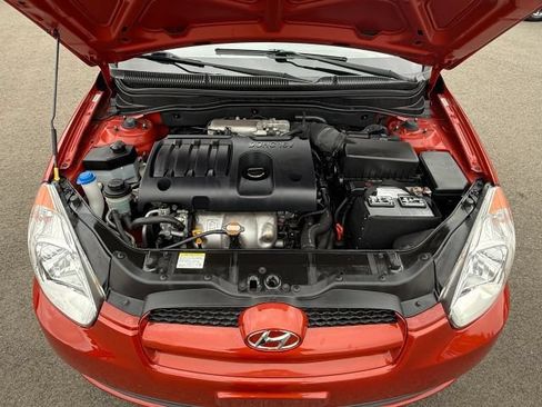 Used 2010 Hyundai Accent GS FWD image 31