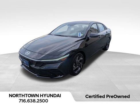 Used 2025 Hyundai Elantra Sport FWD image 1