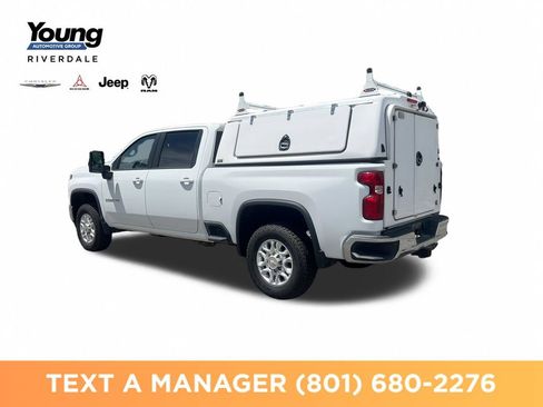 Used 2021 Chevrolet Silverado 3500 LT w/ Convenience Package AWD/4WD image 3