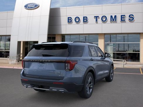 New 2026 Ford Explorer Active w/ Active Comfort Package image 10