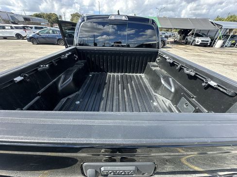 Used 2020 Toyota Tacoma SR5 image 21