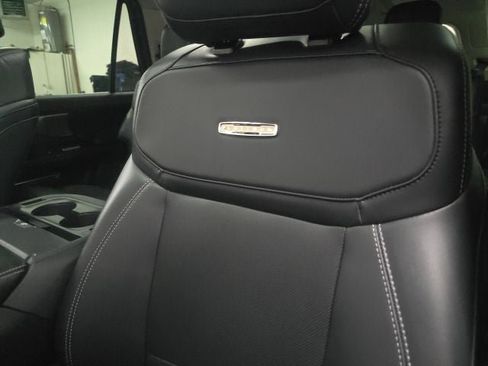 Used 2025 Ford Expedition Platinum AWD/4WD image 20