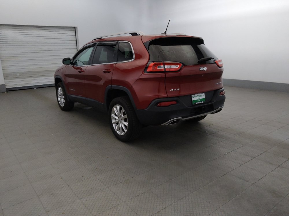 Used 2015 Jeep Cherokee Limited w/ Luxury Group AWD/4WD image 5