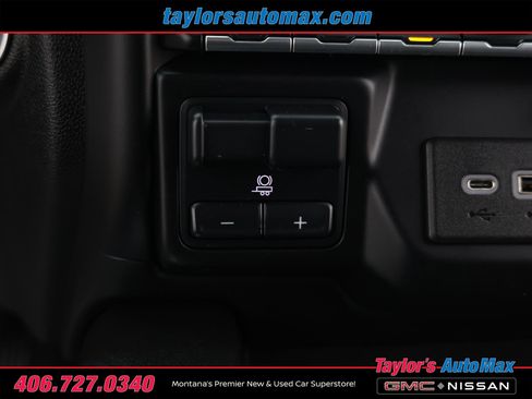 Used 2020 GMC Sierra 3500 Denali w/ Denali Ultimate Package image 28