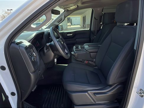 Used 2021 Chevrolet Silverado 1500 Custom image 10