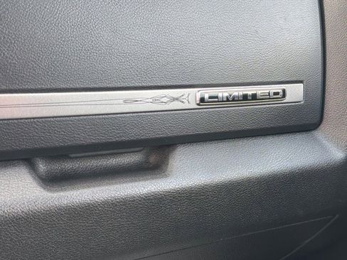 Used 2018 RAM 1500 Limited image 41