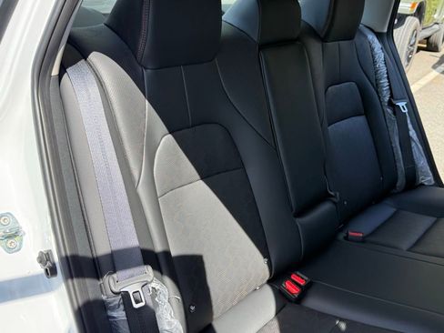 New 2026 Nissan Sentra SR w/ SR Premium Package FWD image 23