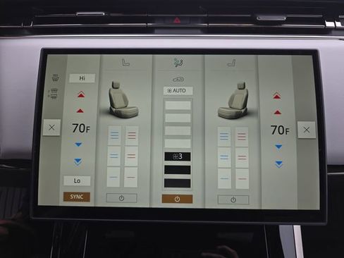 Used 2025 Land Rover Range Rover Sport SE image 27