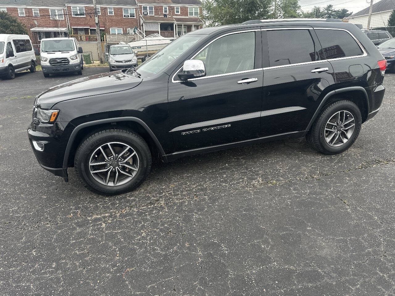 Used 2019 Jeep Grand Cherokee Limited w/ Luxury Group II RWD image 2