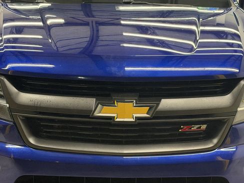 Used 2017 Chevrolet Colorado Z71 AWD/4WD image 5