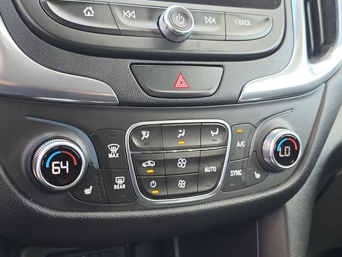 Certified 2020 Chevrolet Equinox LT w/ Midnight Edition FWD image 27
