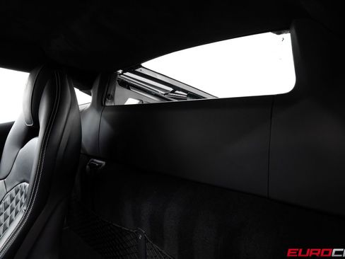 Used 2017 Ferrari 488 GTB RWD image 41