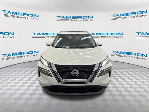 Used 2023 Nissan Rogue SV w/ SV Premium B Package FWD image 8