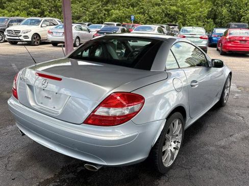 Used 2005 Mercedes-Benz SLK 350 image 5