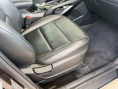 Used 2025 Kia Telluride S FWD image 23