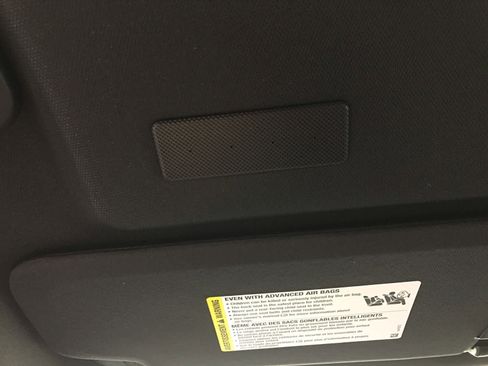 New 2026 Chevrolet Traverse LT w/ Midnight/Sport Edition image 43