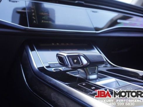 Used 2022 Audi Q8 Premium Plus w/ Premium Plus Package AWD/4WD image 24