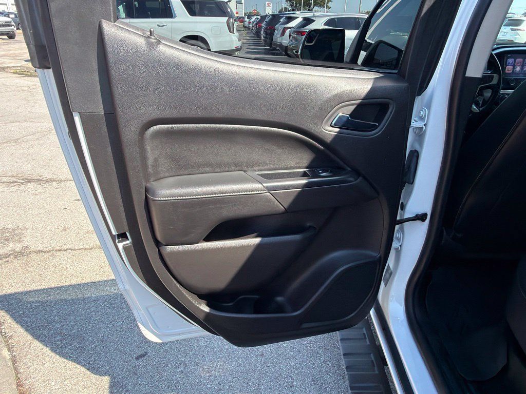 Used 2017 GMC Canyon SLT w/ Driver Alert Package AWD/4WD image 16