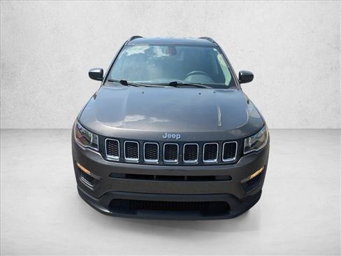 Used 2020 Jeep Compass Sport FWD image 2