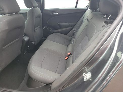 Used 2017 Chevrolet Cruze LT w/ RS Package image 11