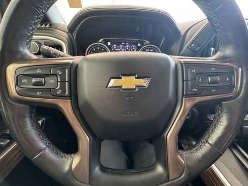 Used 2019 Chevrolet Silverado 1500 High Country w/ Technology Package image 16