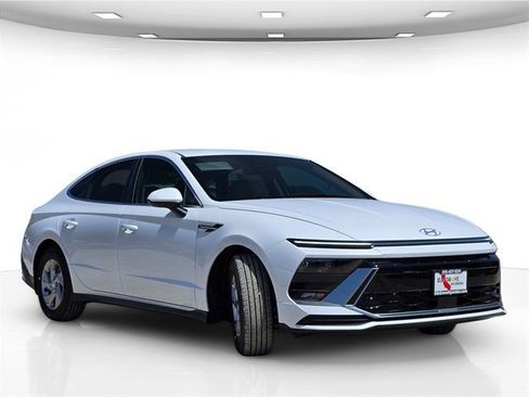 New 2025 Hyundai Sonata SE image 12