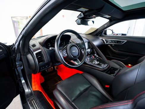 Used 2021 Jaguar F-TYPE Coupe RWD image 27