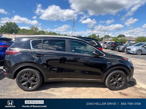 Used 2020 Kia Sportage S AWD/4WD image 1