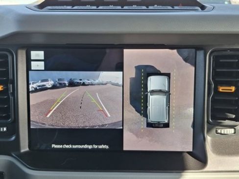 Used 2023 Ford Bronco Badlands w/ Sasquatch Package image 20