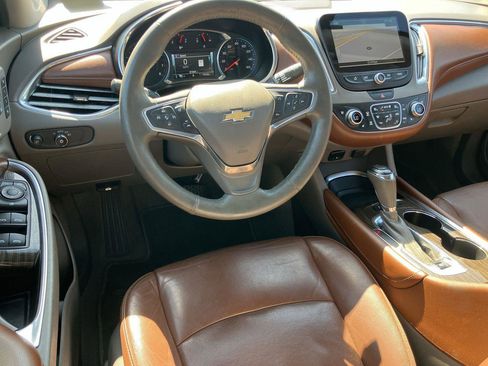 Used 2017 Chevrolet Malibu Premier w/ Premier Sun and Wheel Package image 15