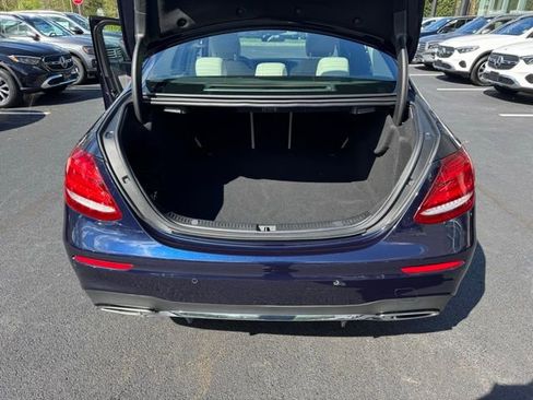 Used 2020 Mercedes-Benz E 350 4MATIC Sedan image 10