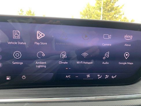 Certified 2025 Buick Envision Preferred image 22