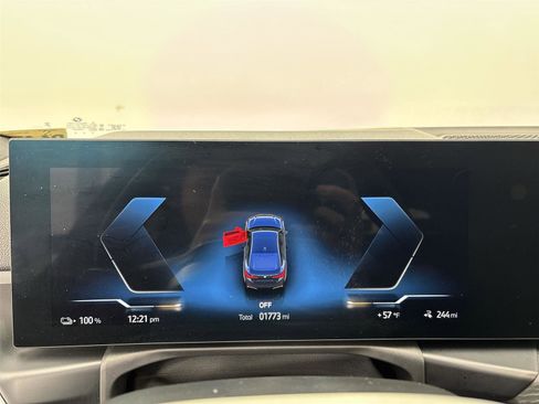 Used 2025 BMW i4 xDrive40i w/ Parking Assistance Package image 28