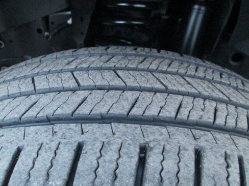 Used 2024 RAM 2500 Big Horn image 10