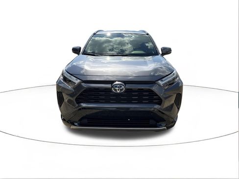 Used 2024 Toyota RAV4 SE AWD/4WD image 8
