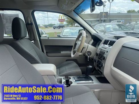 Used 2010 Ford Escape XLT AWD/4WD image 14