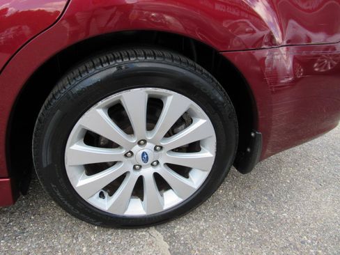 Used 2012 Subaru Legacy 3.6R Limited AWD/4WD image 11