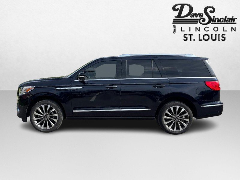 Used 2021 Lincoln Navigator Reserve w/ Luxury Package AWD/4WD image 8