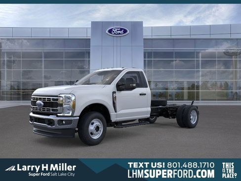 New 2025 Ford F350 XL w/ XL Chrome Package image 1