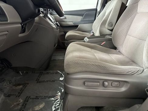 Used 2014 Honda Odyssey EX image 20