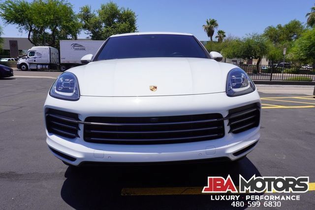Used 2023 Porsche Cayenne AWD/4WD image 13