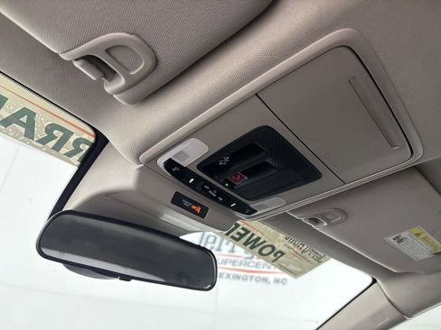 Used 2024 Honda Accord EX image 19