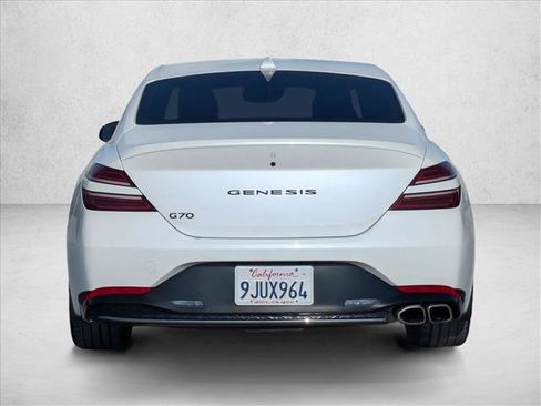Used 2023 Genesis G70 2.0T RWD image 7