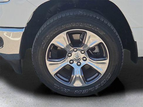 Used 2024 RAM 1500 Laramie image 14