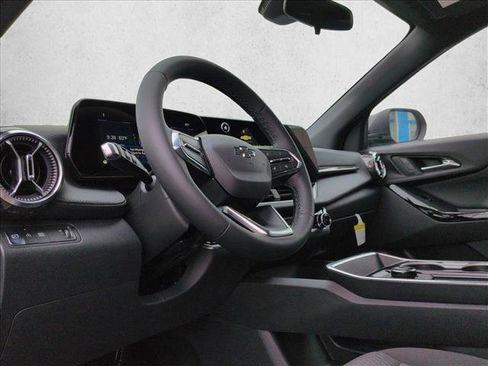New 2026 Chevrolet Equinox LT FWD image 3