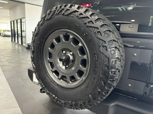 Used 2023 Jeep Wrangler Sport AWD/4WD image 35