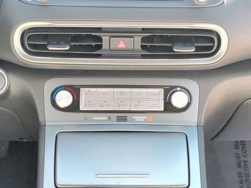Certified 2023 Hyundai Kona SE w/ Cargo Package FWD image 28