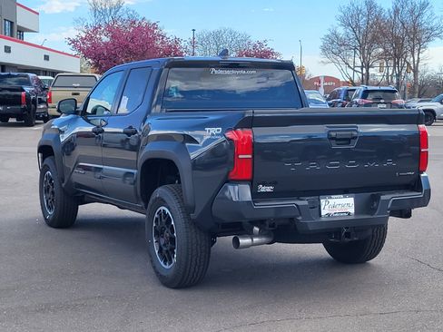 New 2026 Toyota Tacoma TRD Off-Road AWD/4WD image 3