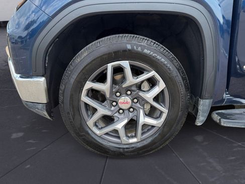 Used 2022 GMC Sierra 1500 SLT w/ SLT Premium Package image 14